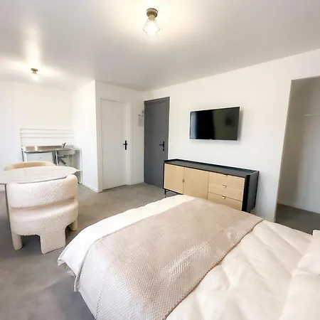Apartment Studio B5 - Centre-Ville Meaux - Proche Disneyland Meaux